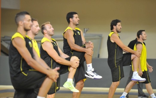 Στη Φιλαδέλφεια για βίντεο, στη Ριζούπολη για προπόνηση