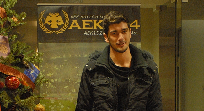 Τσούπρος: «Καλά Χριστούγεννα σε όλη την ΑΕΚ»