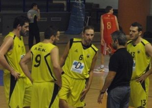Μοιρασμένα κουκιά…