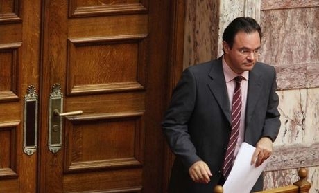 Άσκηση δίωξης σε Παπακωνσταντίνου