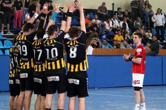 Να «κλείσει» με νίκη