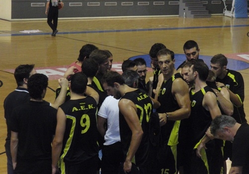 «Κλειδώνει» την πρωτιά