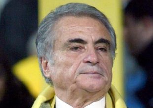 Στο… κόλπο και ο Γιδόπουλος