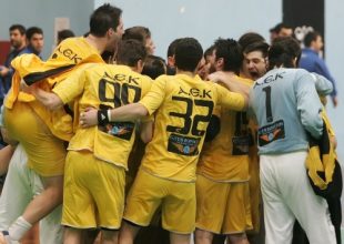 Αναχωρούν οι «μάγκες»