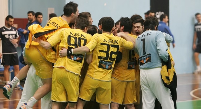 Αναχωρούν οι «μάγκες»