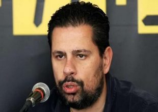«Αν δεν προχωρήσει θα απευθυνθούμε στον κόσμο»