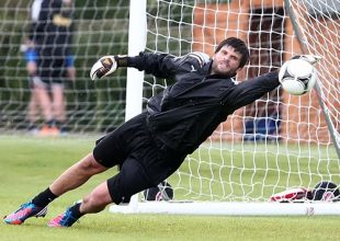 Dimi: «Με τον κόσμο για τη νίκη»