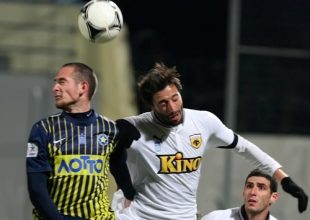 Ασκήσεις στο γυμναστήριο ο Γιάγκο