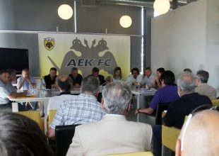 Εγκρίθηκε η πρόταση για «πάγωμα των χρεών»