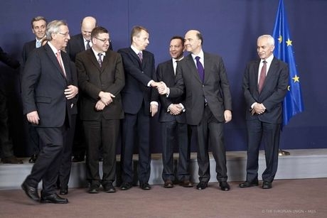 Εγκρίθηκε η εκταμίευση της δόσης των 9,2 δισ. ευρώ