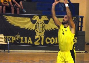 Σιαμανδούρας: «Η ΑΕΚ δεν πεθαίνει»