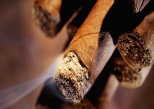 Πούρα 5.300 ευρώ για δημόσιες σχέσεις στο ΥΠΑΝ