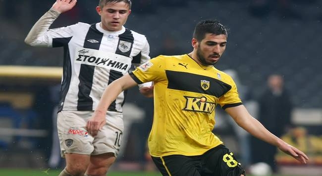 Γυμνή στο «Καραϊσκάκης»