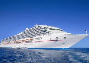 Παγιδευμένοι σε κρουαζιερόπλοιο πάνω από 3.000 επιβάτες