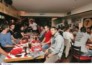 Στη Φιλαδέλφεια για το γεύμα