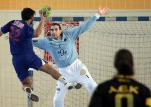 Κόβει πίτα το χάντμπολ
