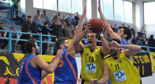 Μέσα και ο Γκιζόγιαννης