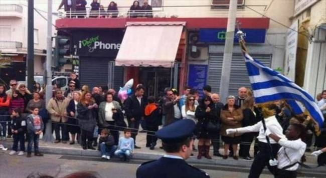 Η διαφορετική εικόνα από την παρέλαση στο Περιστέρι