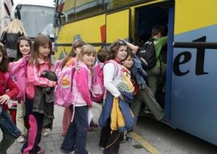 Λύση στο πρόβλημα της μεταφοράς μαθητών