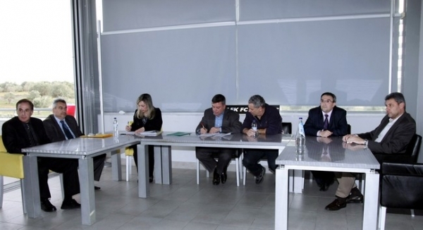 Στις 12 το μεσημέρι το Δ.Σ
