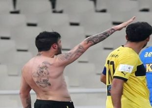 Μεγάλο γκολ, χαιρετισμός ντροπής!