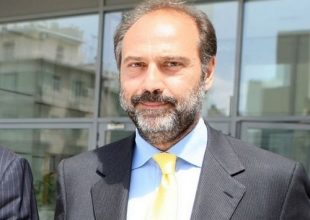 «Πρώτα τα κλεμμένα, μετά δικαιοσύνη»