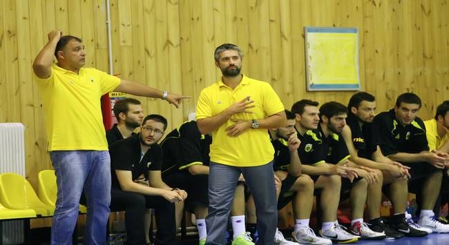 «Κουφάθηκαν» και συνεχίζουν