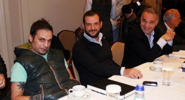 «Κοινό μέτωπο Ντέμη – Αδαμίδη»