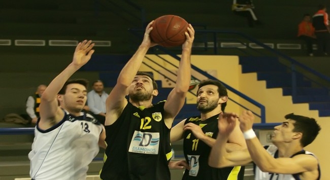 Εύκολη νίκη για τη Βασίλισσα