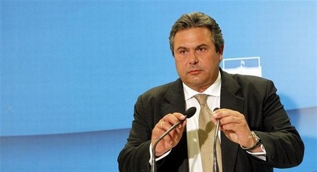 «Μην τολμήσουν να δείξουν ασέβεια»