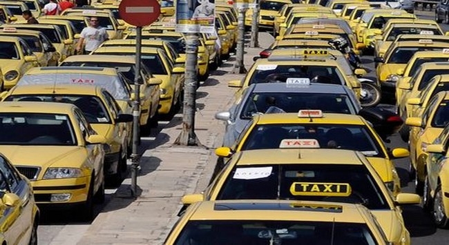 Στάση εργασίας των οδηγών ταξί από τις 15:00 έως τις 22:00