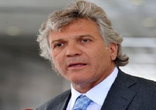 Προκλητικός κάποιος… Στάθης