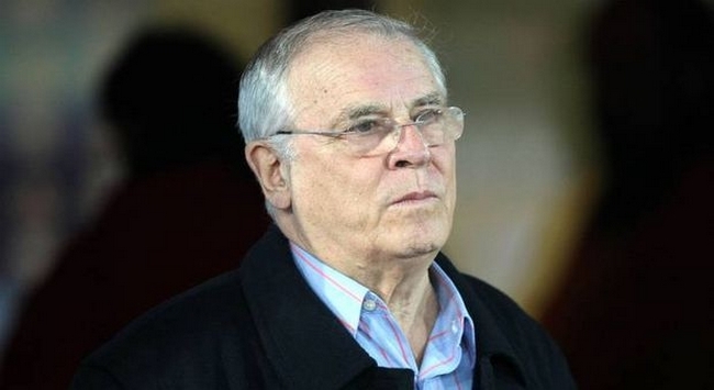 Θεοδωρίδης: «Μην ακούσω κιχ για τον πρόεδρο»!
