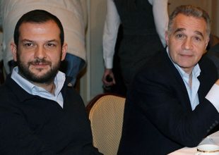 Σειρά έχουν Αδαμίδης, Supporters
