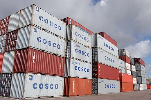 Εγκαινιάστηκε ο νέος προβλήτας της Cosco στον Πειραιά