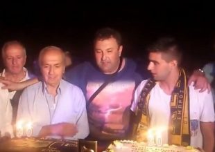«Εσύ να μπεις ηγέτης στη Νέα Φιλαδέλφεια»