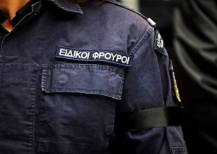 Επιστρατεύουν ειδικούς φρουρούς σε τρένα και προαστιακό