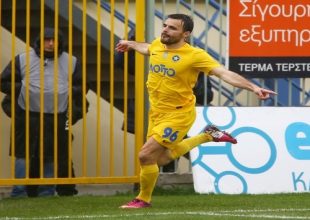 Αποσύρεται ο Καλαντζής