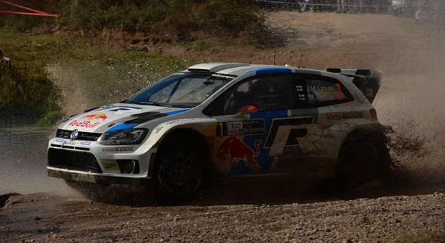 Πέρασε μπροστά ο Λάτβαλα