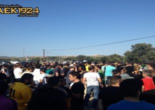 Αποθέωση στα Σπάτα για την ΑΕΚ