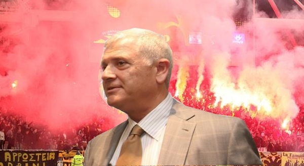 «Να κάνετε τη διαφορά στην εξέδρα»