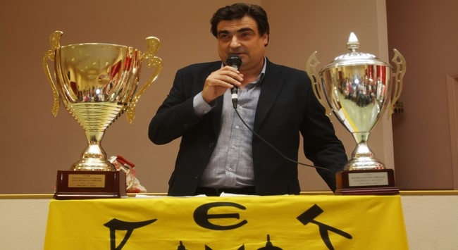 Η ανακοίνωση της έκπληξης(vid)