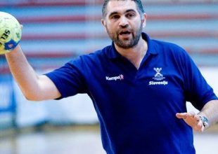 «Δεν κοιτάμε τους αντιπάλους»
