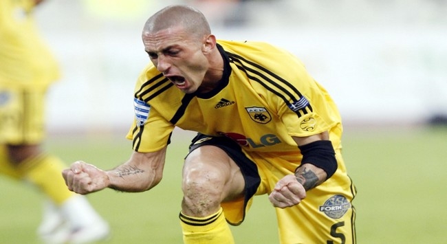 «Forza AEK!!!»