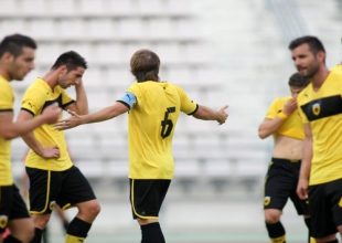 Περιμένει βελτίωση στα χαφ