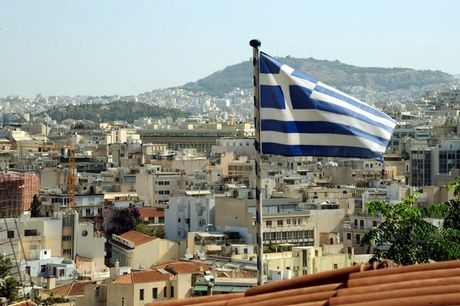 «Σεισμόσημο» σε όλα τα ακίνητα από την Τρόικα