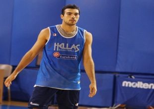 Το εκπληκτικό τρίποντο του Σλούκα