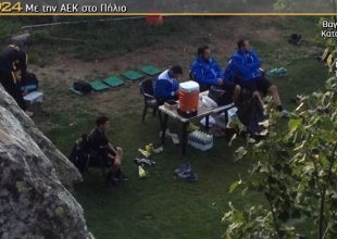 Αποχώρησε ο Καζβιρόπουλος