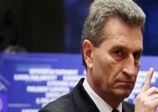 Έτιγνκερ: Ανώφελα τα σενάρια περί χρηματοδοτικού κενού στην Ελλάδα