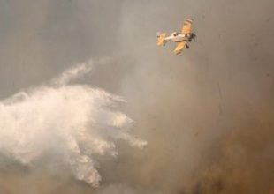 Ενισχύονται οι δυνάμεις της Πυροσβεστικής στο Σερνικάκι Φωκίδας